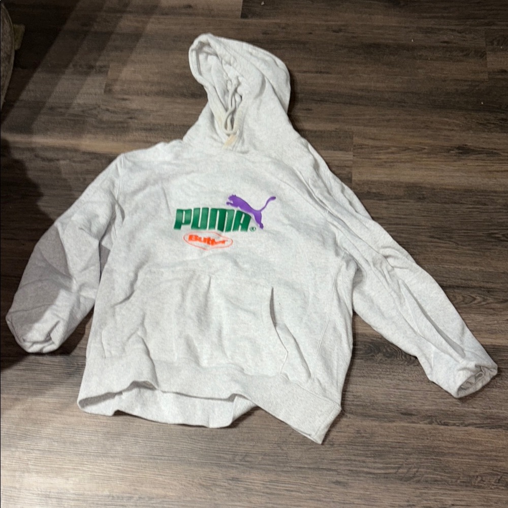 Puma hoodie, pre-owned, slight smudge on collar area